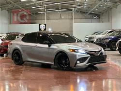 تۆیۆتا کامری